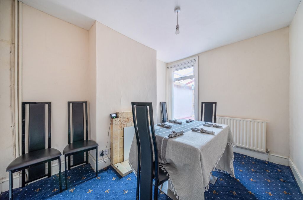 Property photo 3 of 13 1451653-4-69F0Ead...