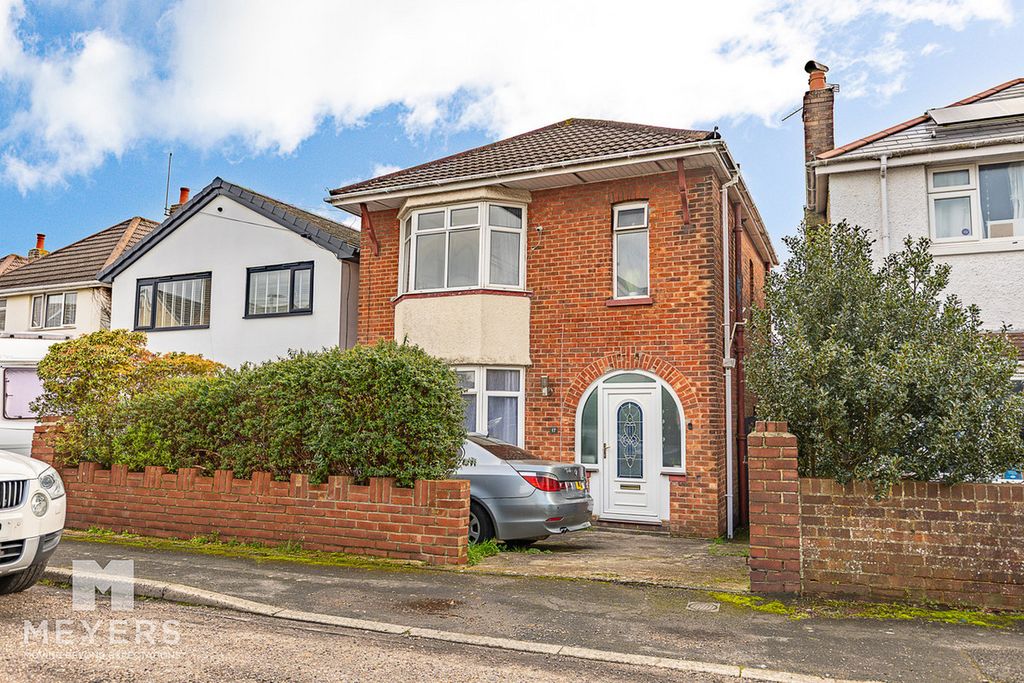 Property photo 1 of 14