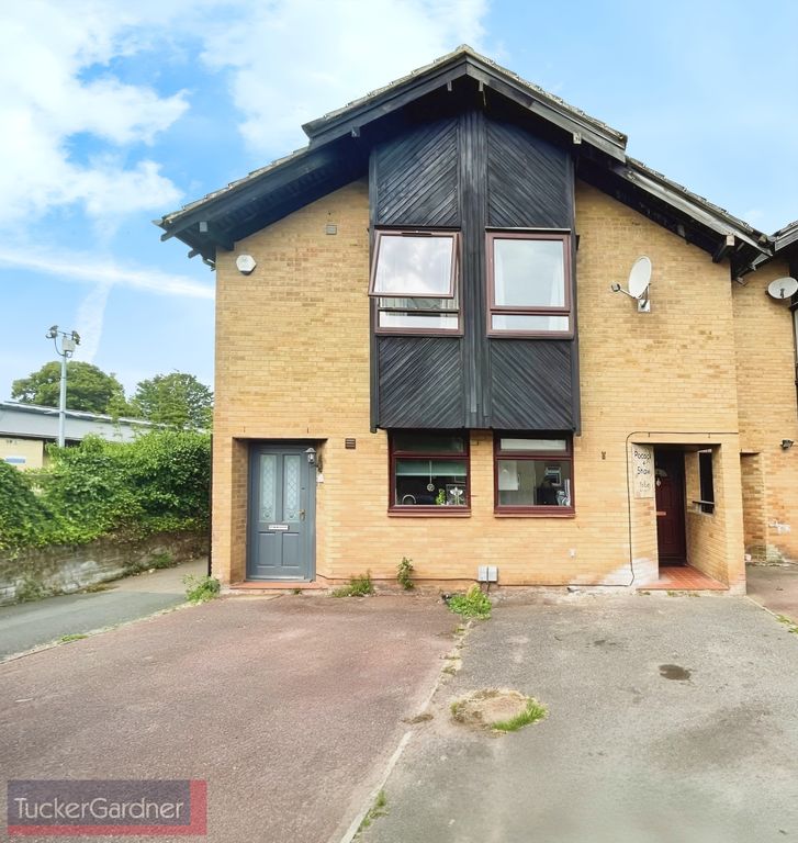 Property photo 3 of 9