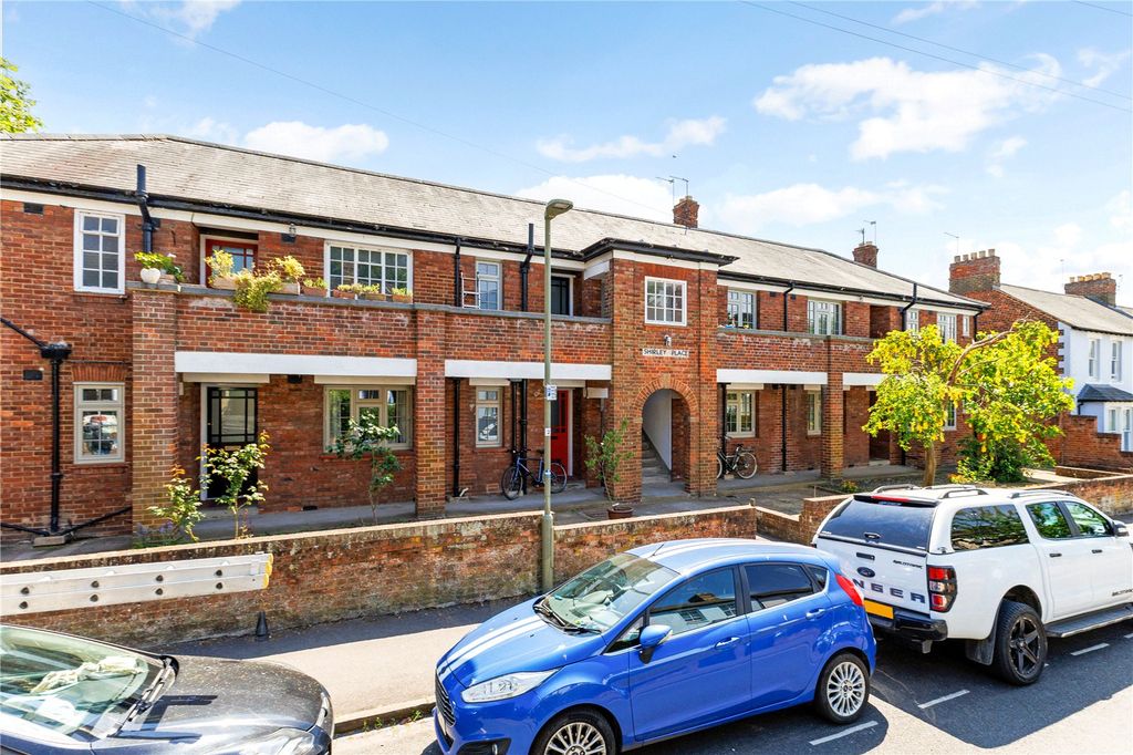 Property photo 1 of 14 Front Exterior