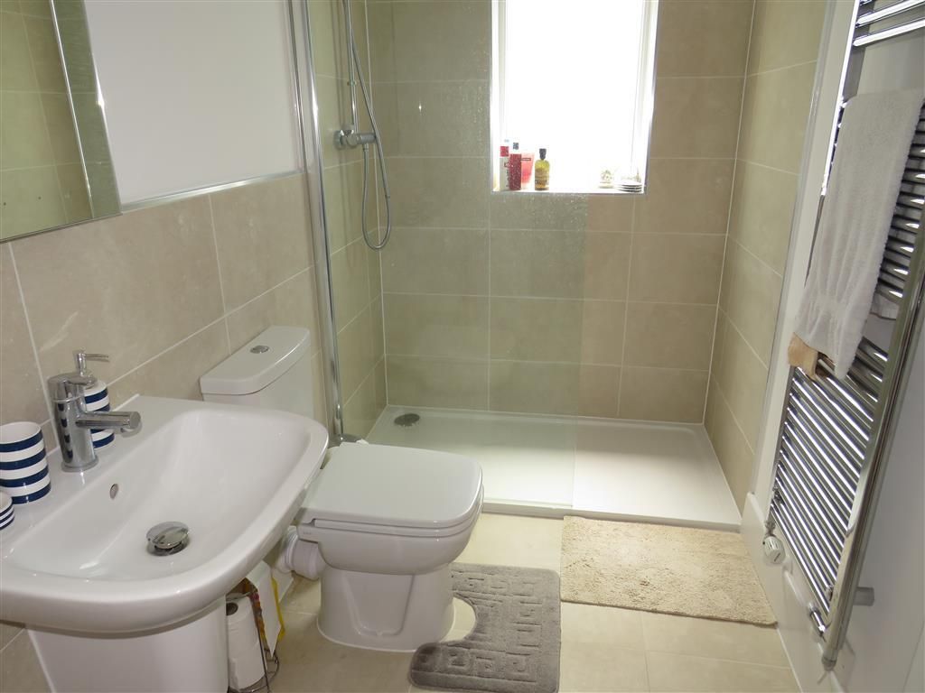 Property photo 3 of 14 Shower Room