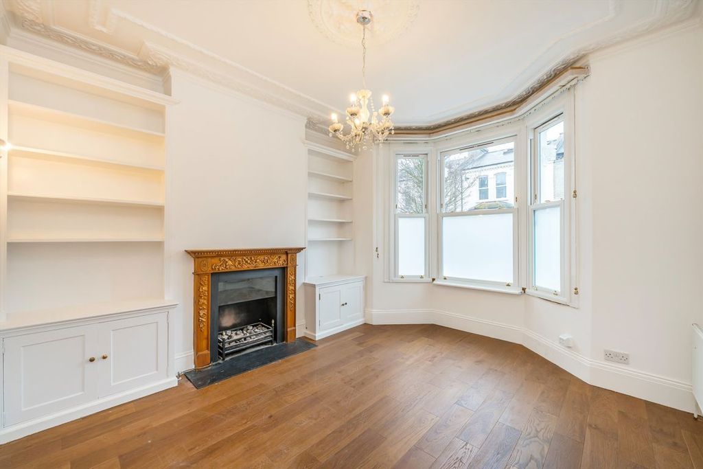 Property photo 3 of 7