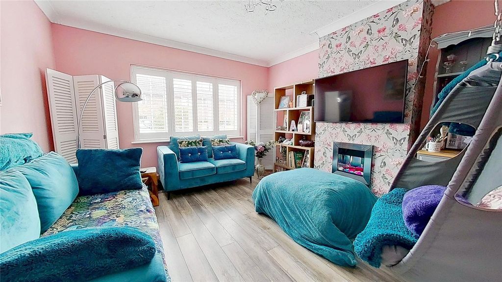 Property photo 2 of 13 Picture No. 02