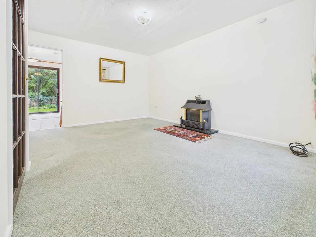 Property photo 3 of 20