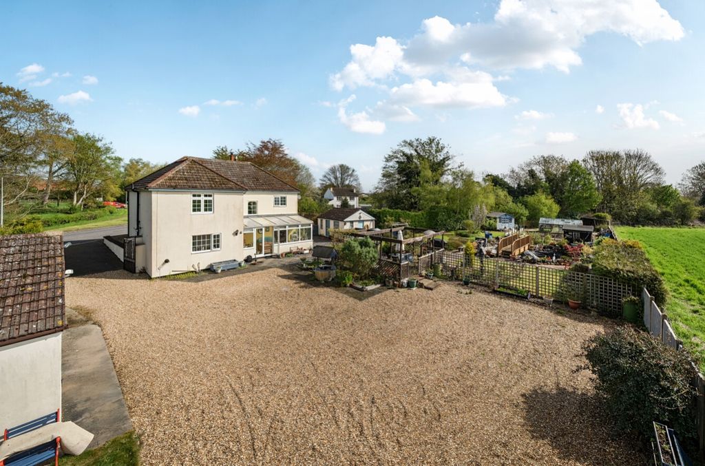 Property photo 2 of 27 1272511 (6)
