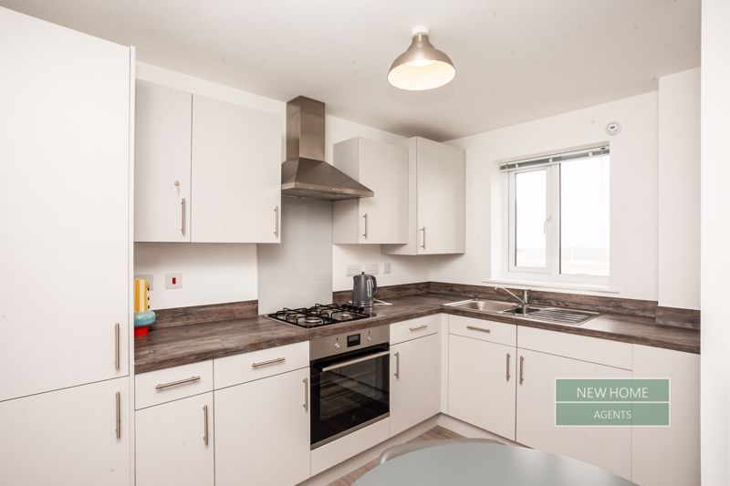 Property photo 3 of 21 Photo 7