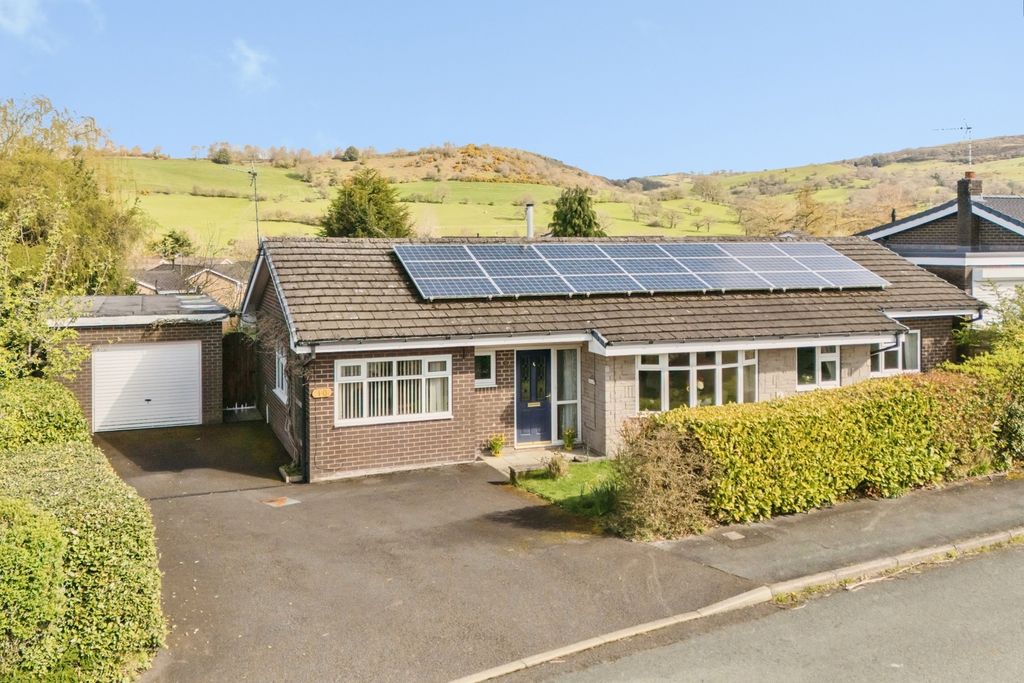 Property photo 1 of 18 Pbox-Img.Jpg