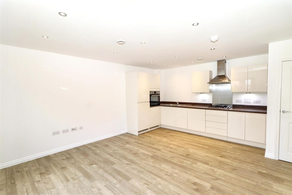 Property photo 3 of 19 Img_2309.Jpg