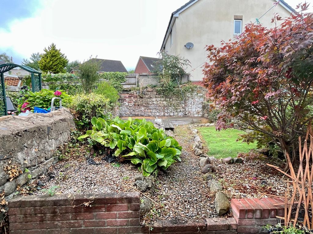 Property photo 3 of 14