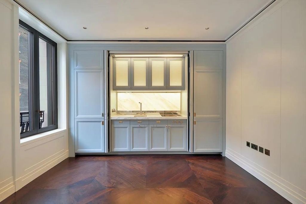 Property photo 2 of 6 Image