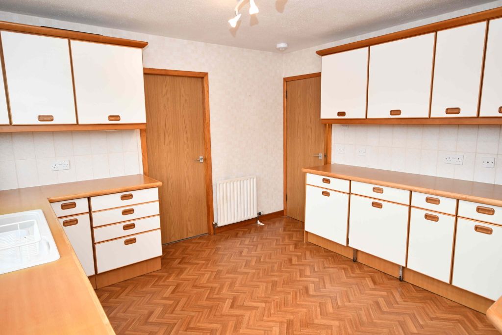 Property photo 2 of 12 Photo