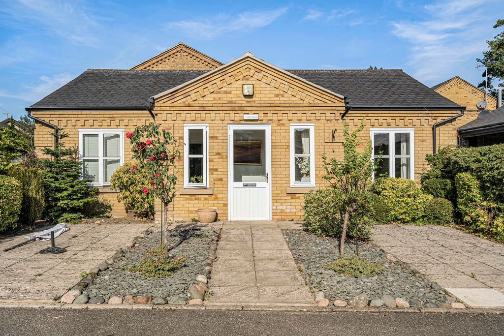 Property photo 1 of 15 12_89717.Jpg
