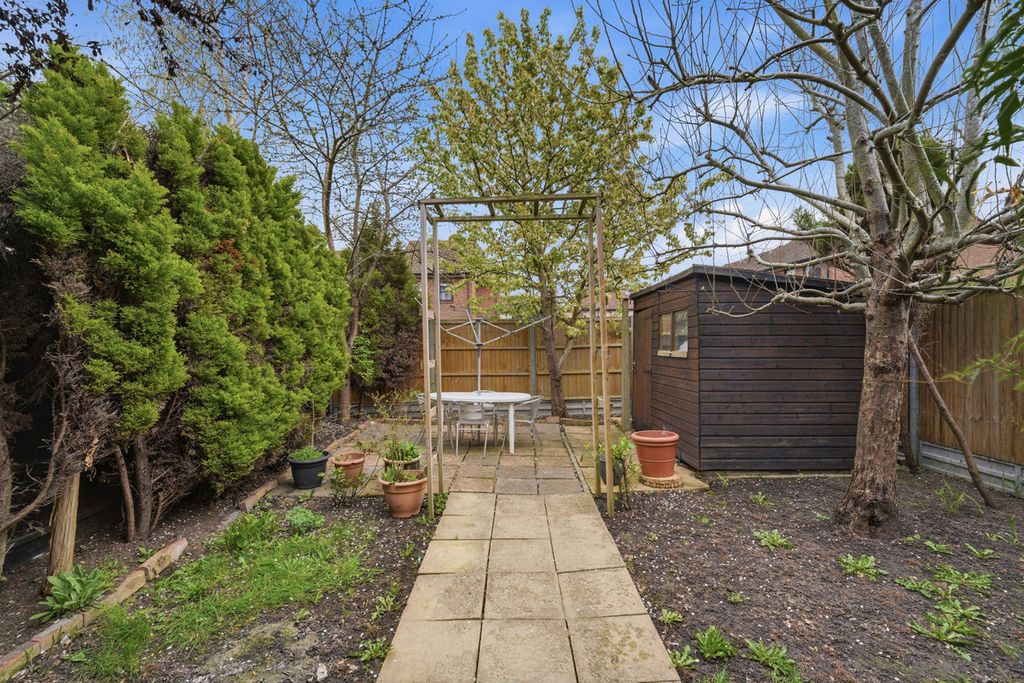 Property photo 2 of 14
