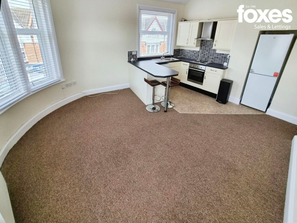 Property photo 3 of 8 5253742