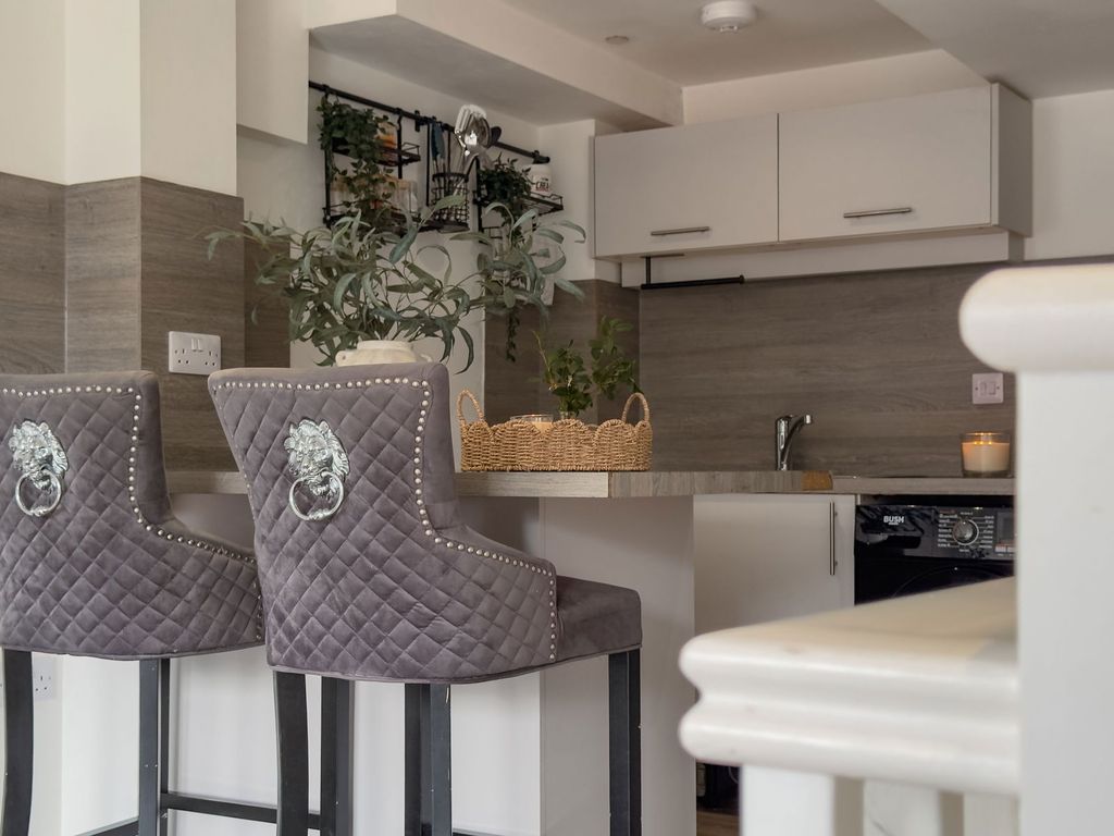 Property photo 1 of 26