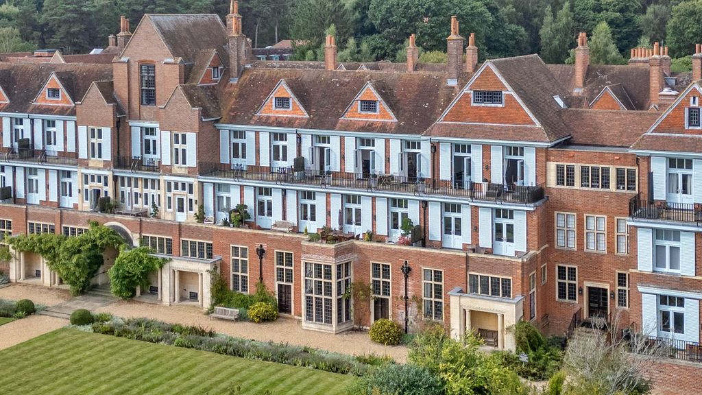 Property photo 1 of 27 106 Kevii