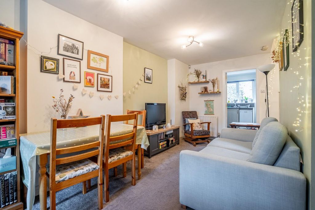 Property photo 2 of 12 Ec-1.Jpg