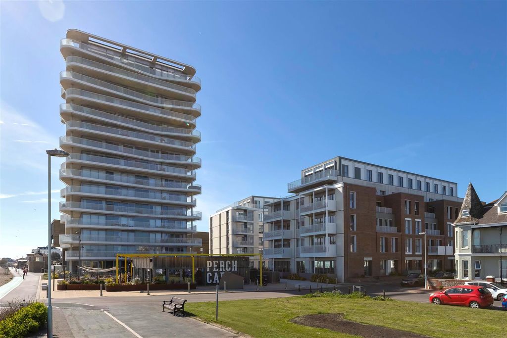 Property photo 1 of 19 Bayside Externals_3.Jpg