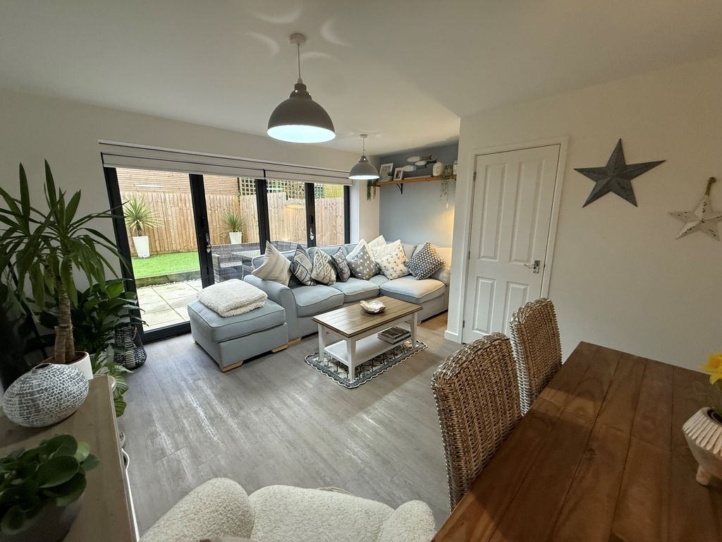 Property photo 3 of 13 Gallery