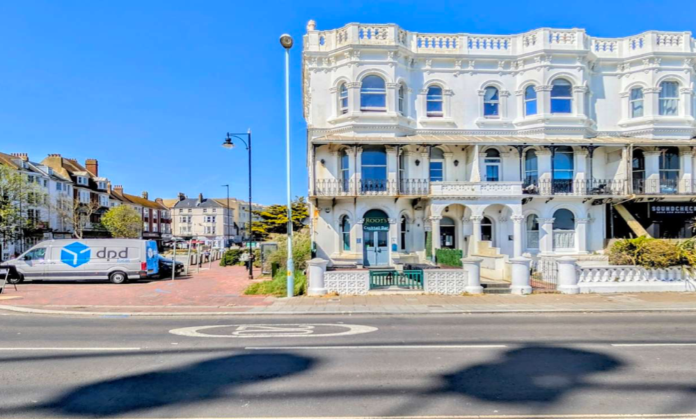 Property photo 1 of 20