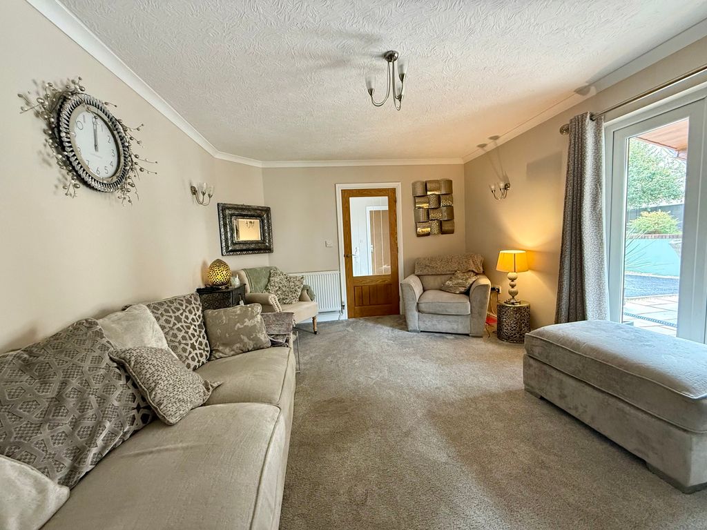 Property photo 3 of 22 Photograph