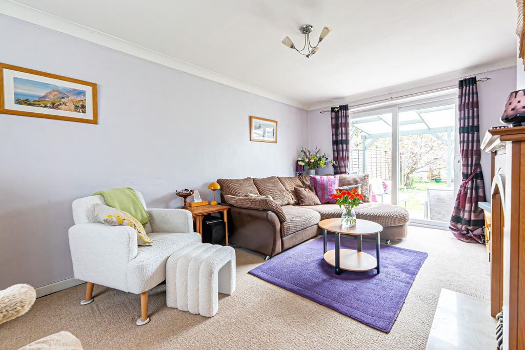 Property photo 2 of 14