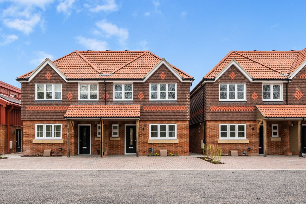 Property photo 1 of 22