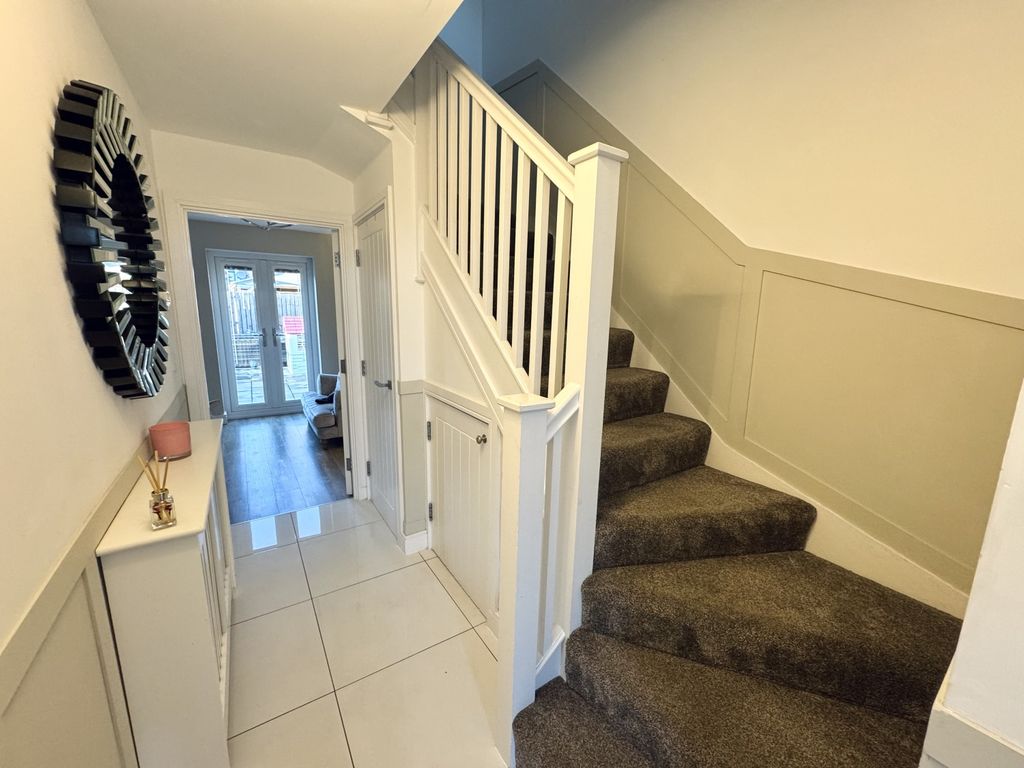 Property photo 3 of 20 Img_1221