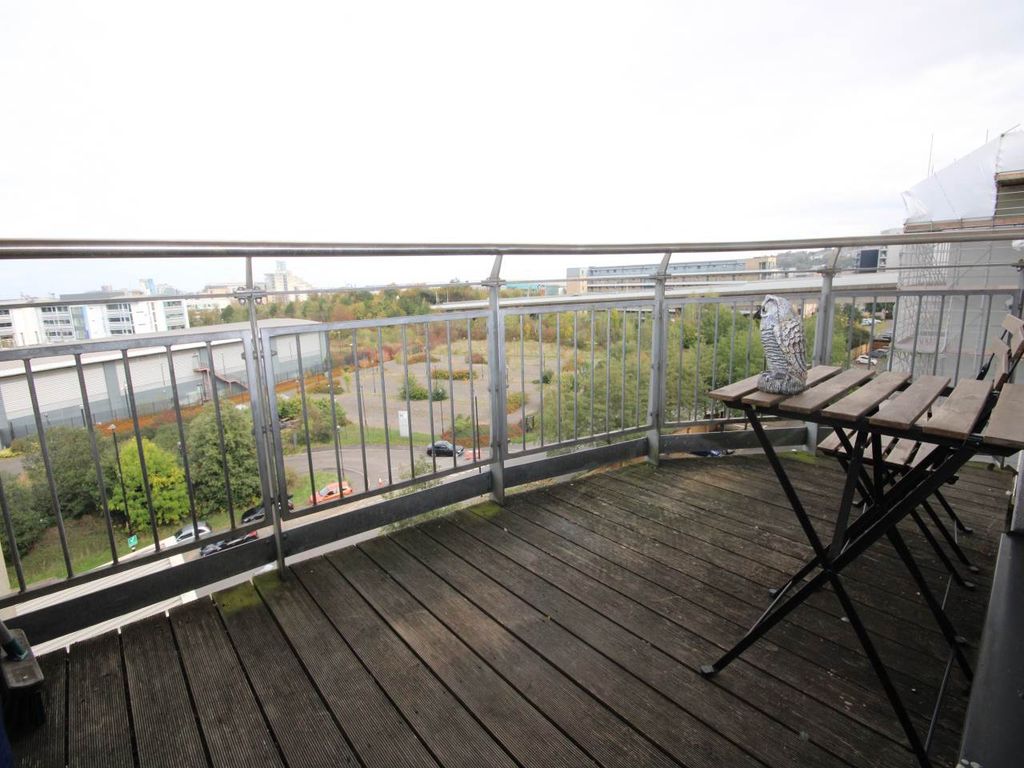 Property photo 2 of 6 Balcony