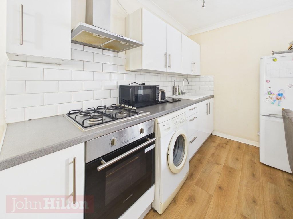 Property photo 2 of 11 Pr0303-Still002.Jpg
