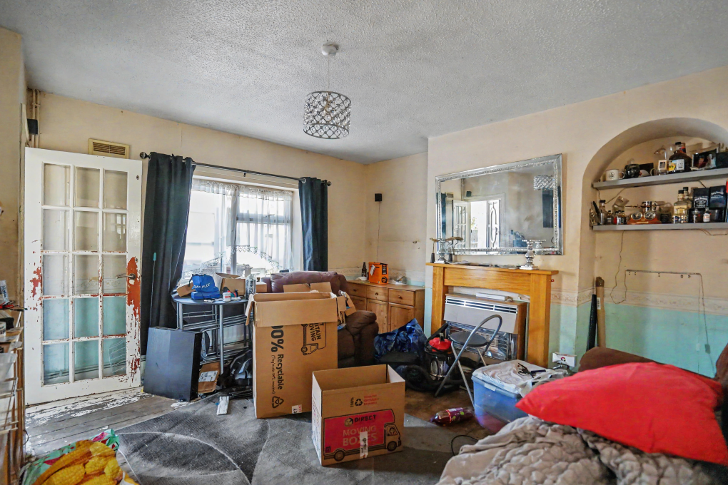 Property photo 3 of 12