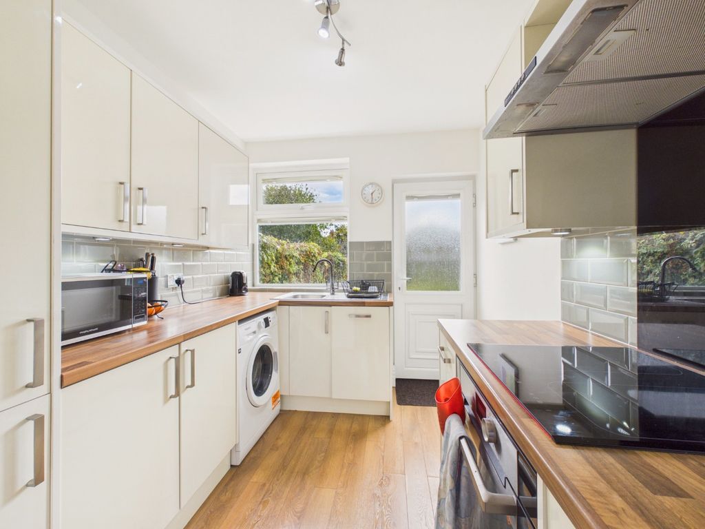Property photo 3 of 12 5117854