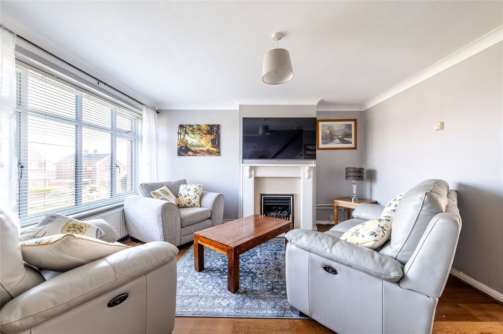 Property photo 2 of 24 Picture No. 10