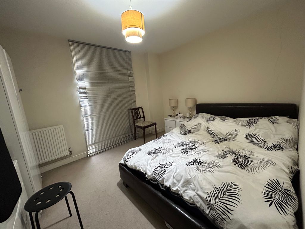 Property photo 3 of 6