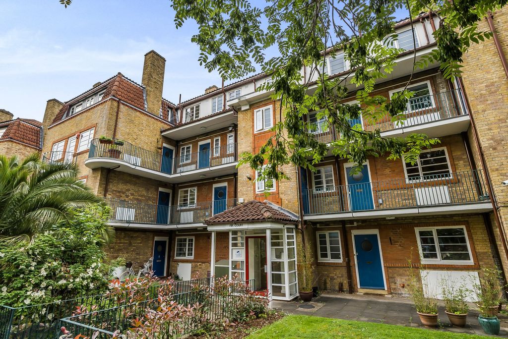 Property photo 1 of 9