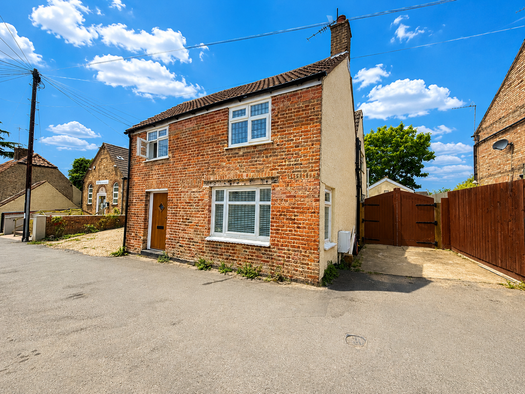 Property photo 1 of 30