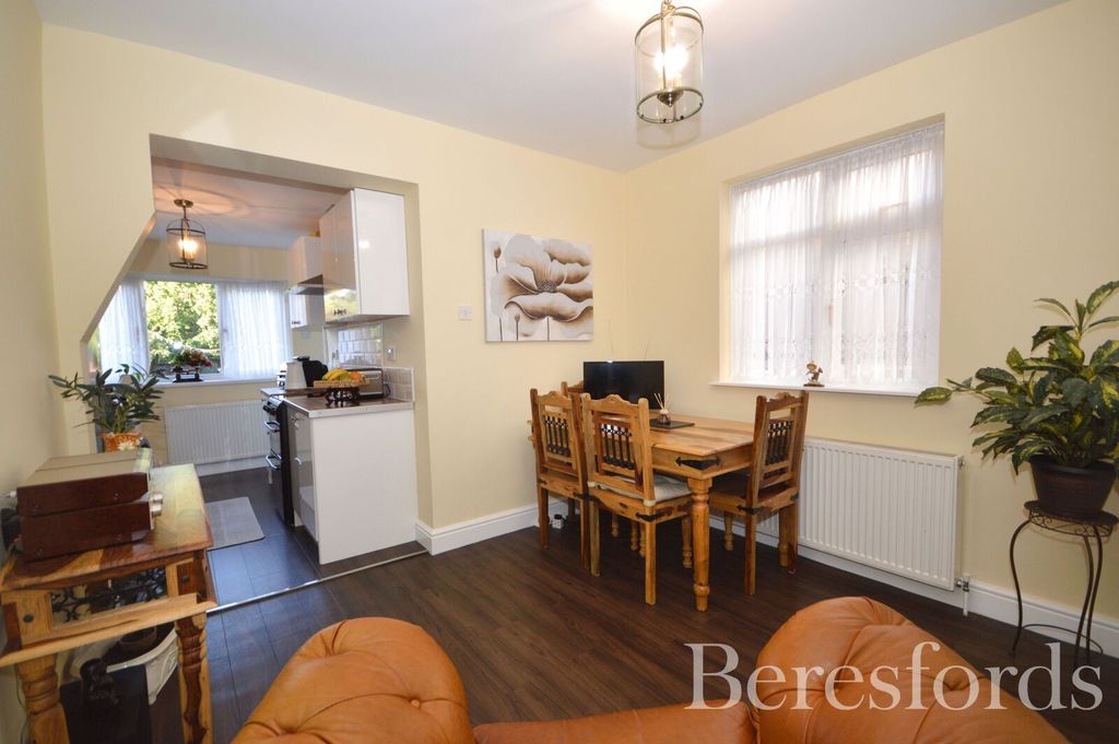 Property photo 3 of 26 3