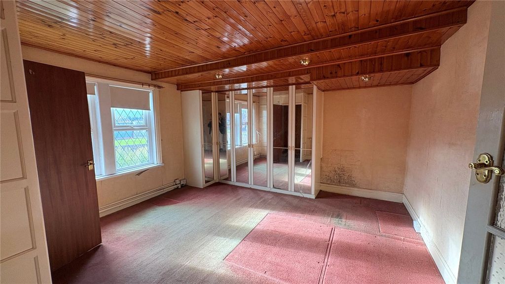 Property photo 2 of 10 Picture No. 20