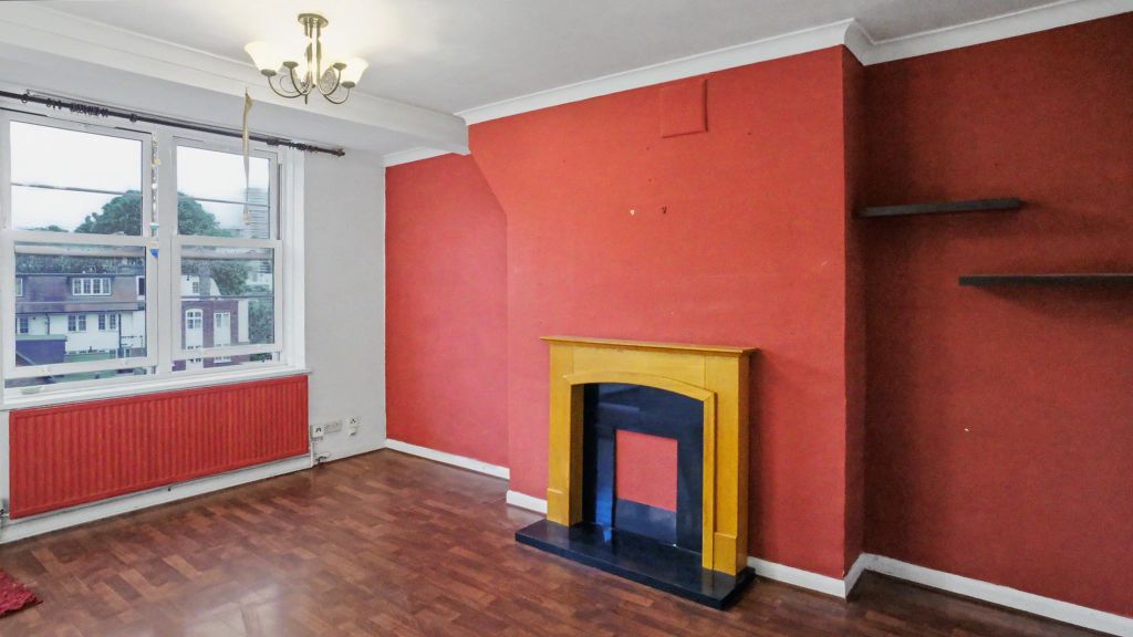 Property photo 3 of 15 Flat 34, Winterbourne House, Portland Road, London, W11 4Ls