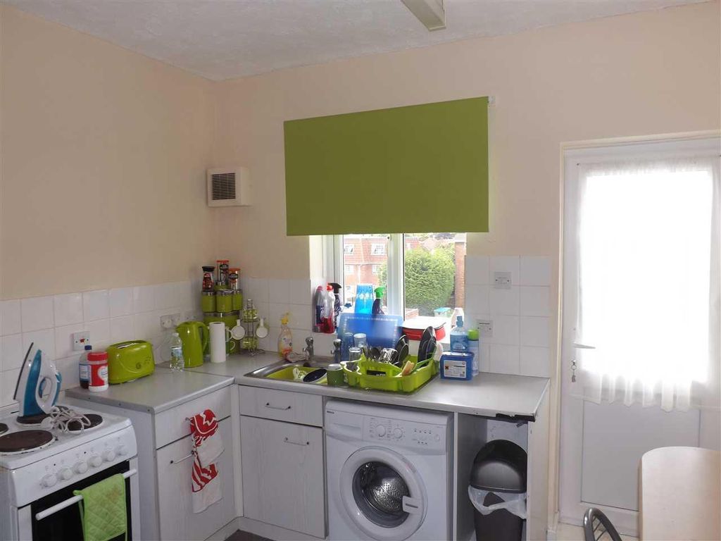 Property photo 3 of 4