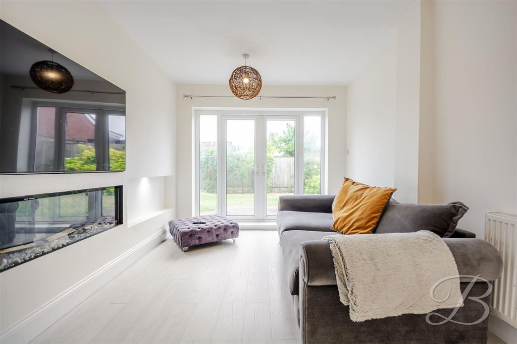 Property photo 3 of 30 Ccltd-2.Jpg