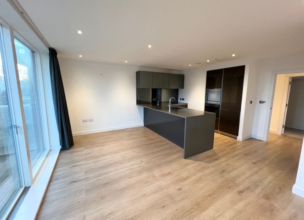 Property photo 3 of 16 Reception / Diner / Kitchen