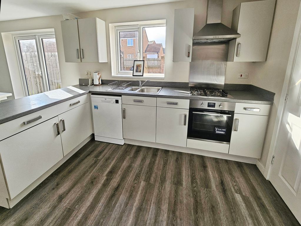 Property photo 3 of 13 Photo 13