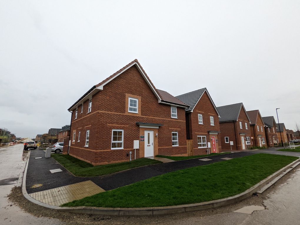 Property photo 1 of 14 Front