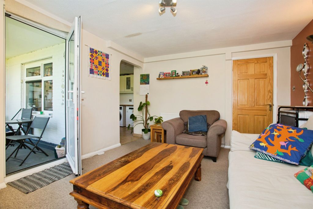 Property photo 3 of 14