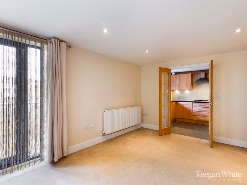 Property photo 3 of 10 Photo 6