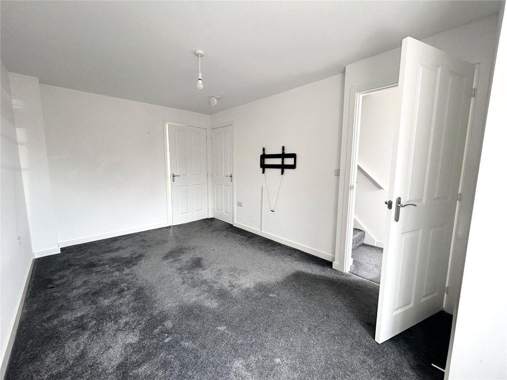 Property photo 3 of 11 Picture No. 04