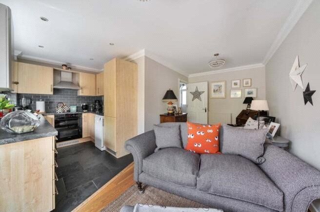 Property photo 2 of 16 Picture No. 34
