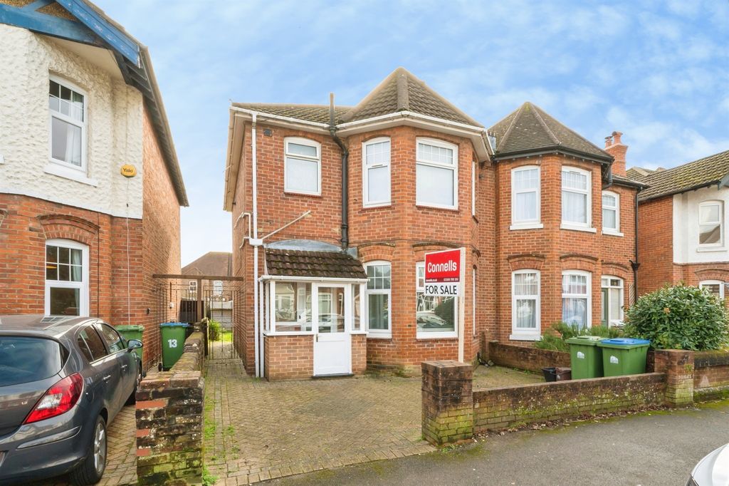 Property photo 1 of 13