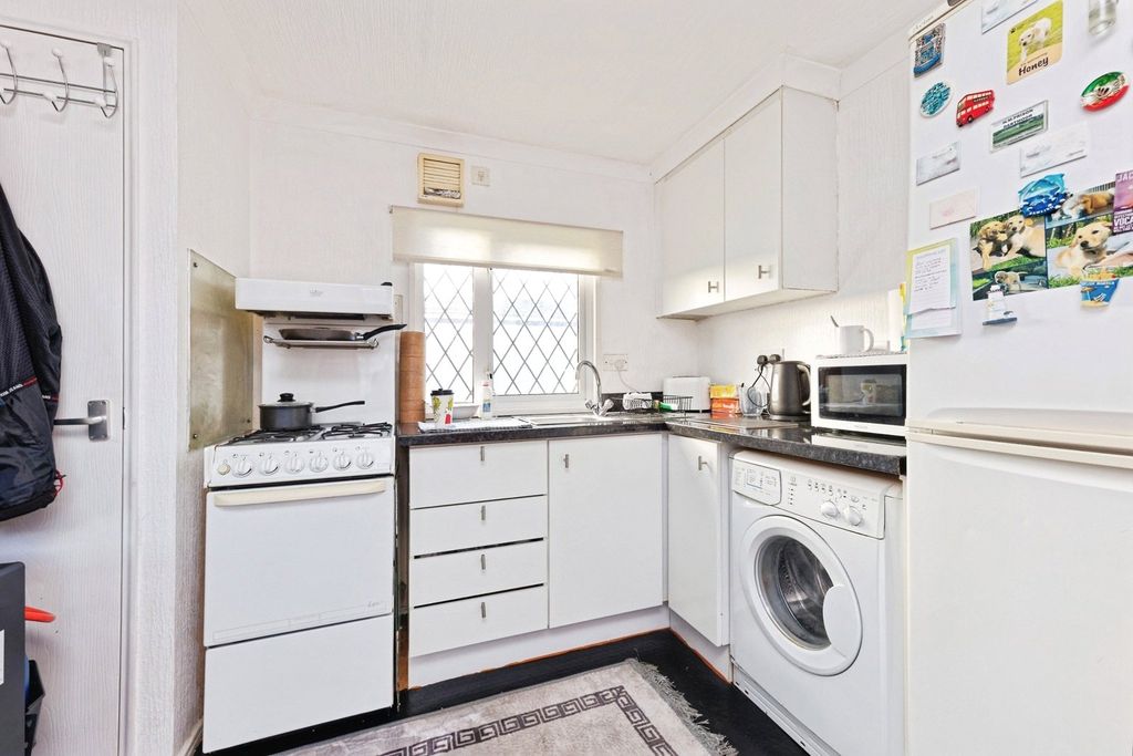 Property photo 3 of 9 Picture No. 07